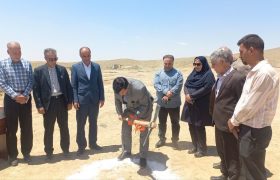 آیین کلنگ‌زنی نیروگاه خورشیدی ۳ مگاواتی در الیگودرز برگزار شد