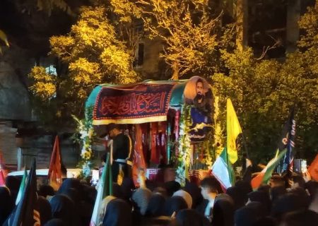 مراسم وداع با پیکر شهید امیر محمد احمدی در الیگودرز برگزار شد +تصویر