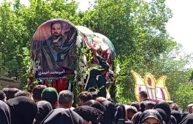 مراسم تشییع و تدفین پیکر شهید امیر محمد احمدی در الیگودرز برگزار شد+تصویر